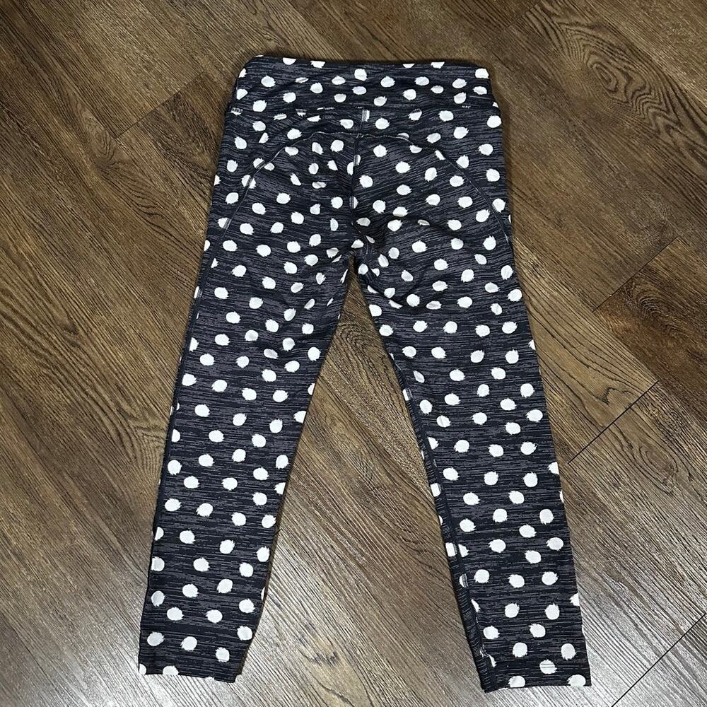 OUTDOOR VOICES TechSweat 3/4 Black White Polka Dot Leggings M - Picture 4 of 6